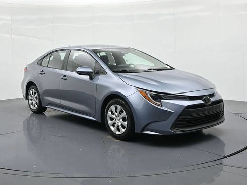 Used 2024 Toyota Corolla LE FWD image 4