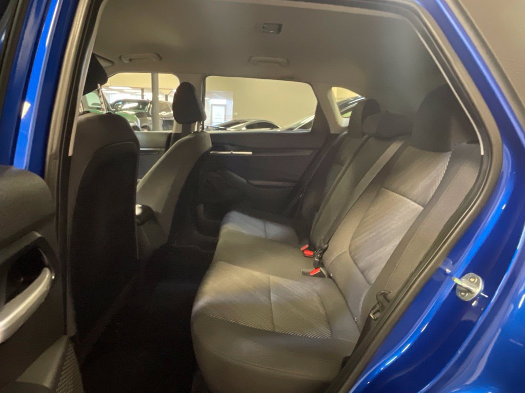 Used 2021 Kia Seltos LX AWD/4WD image 16