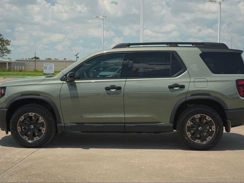 Used 2026 Honda Passport TrailSport Elite image 3