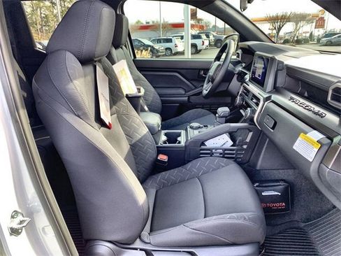 New 2025 Toyota Tacoma SR5 image 14