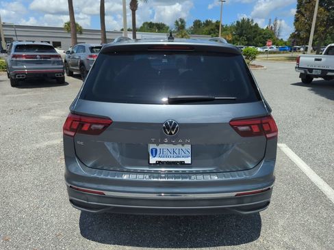 Used 2022 Volkswagen Tiguan SE FWD image 7