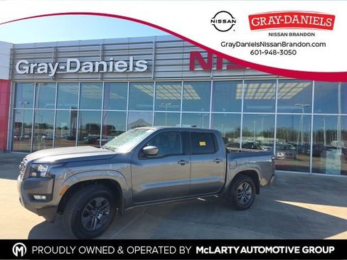 Certified 2025 Nissan Frontier SV w/ SV Convenience Package image 1