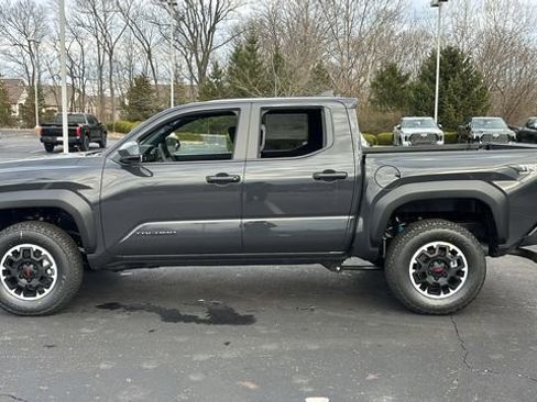 New 2026 Toyota Tacoma TRD Off-Road image 4
