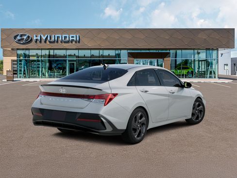 New 2026 Hyundai Elantra SEL Sport FWD image 5