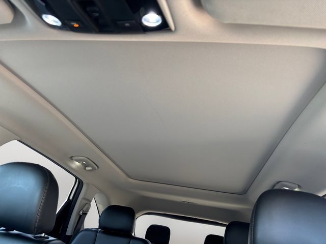 Used 2021 Kia Sorento EX w/ Panoramic Sunroof Package AWD/4WD image 12