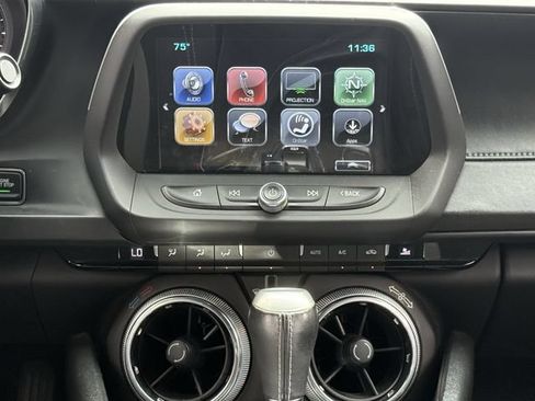Used 2018 Chevrolet Camaro LT w/ Technology Package RWD image 15