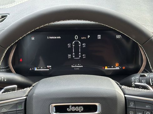 New 2026 Jeep Grand Cherokee L Limited image 21