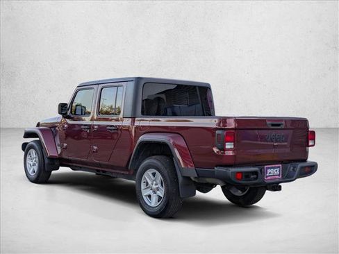 Used 2022 Jeep Gladiator Sport image 8