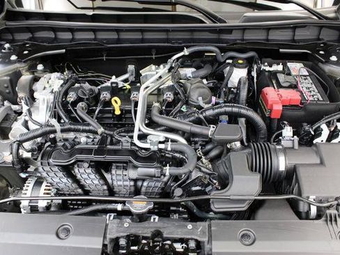 Certified 2026 Nissan Altima 2.5 SR FWD image 30