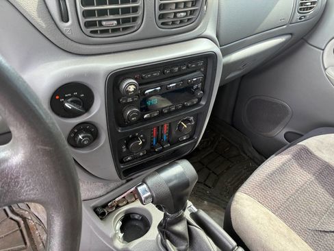 Used 2006 Chevrolet TrailBlazer LS AWD/4WD image 13
