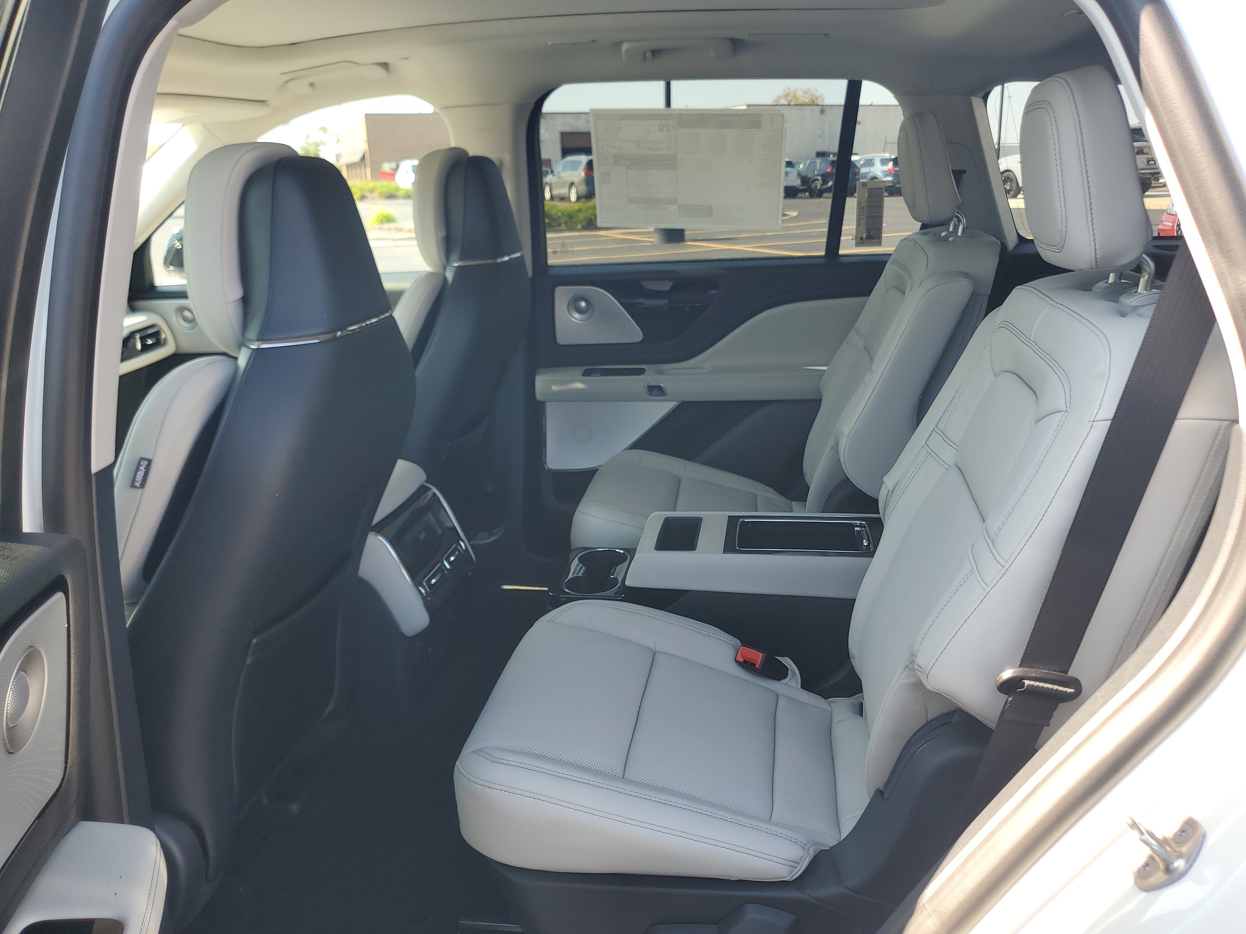 New 2027 Lincoln Aviator Reserve AWD/4WD image 23