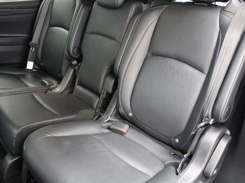 Used 2024 Honda Odyssey EX-L image 16