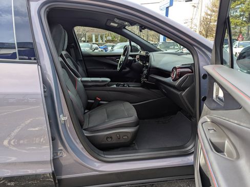 Used 2025 Chevrolet Blazer EV RS image 31