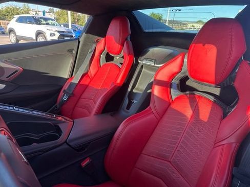 Used 2023 Chevrolet Corvette Stingray Premium Conv w/ Z51 Performance Package RWD image 10