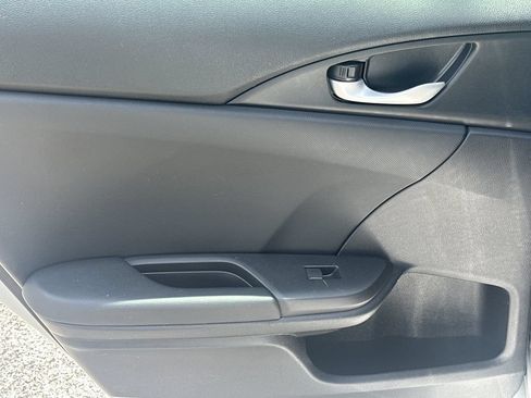 Used 2019 Honda Civic Sport image 21