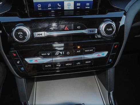 Used 2022 Ford Explorer ST w/ Equipment Group 401A AWD/4WD image 16
