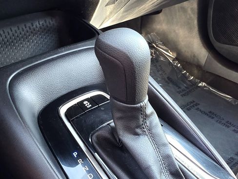 Used 2022 Toyota Corolla LE image 37