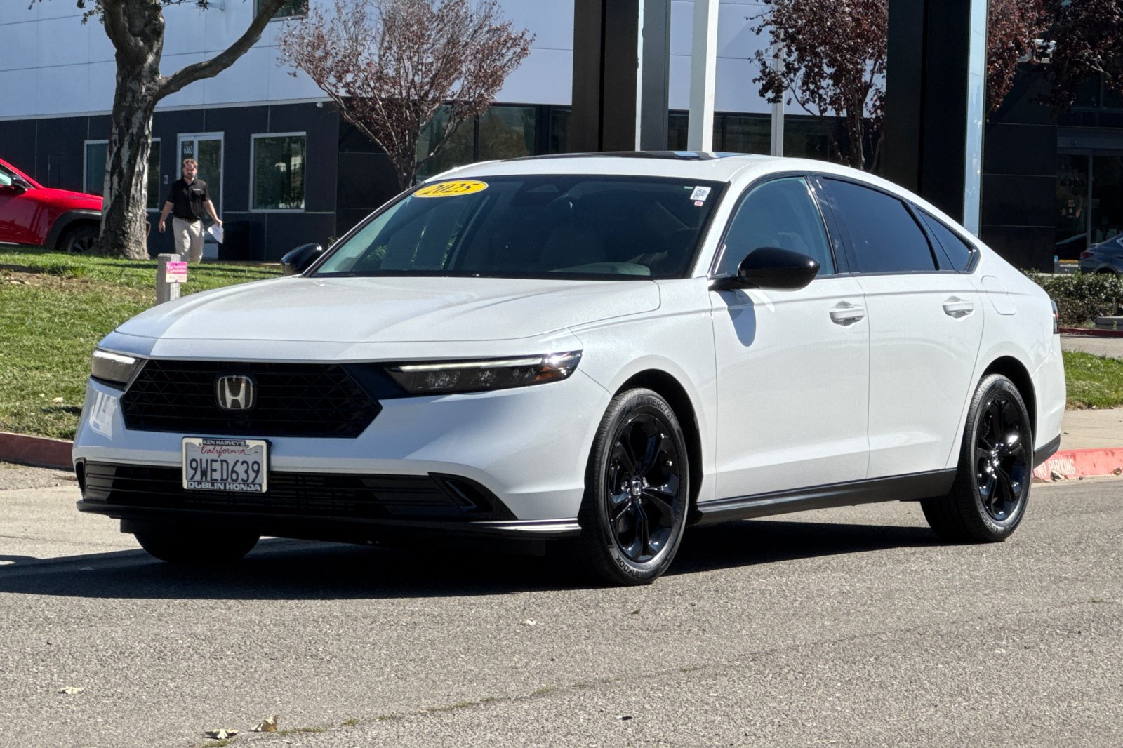 Used 2025 Honda Accord SE image 8