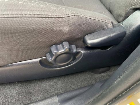 Used 2018 Toyota Tacoma TRD Sport image 14