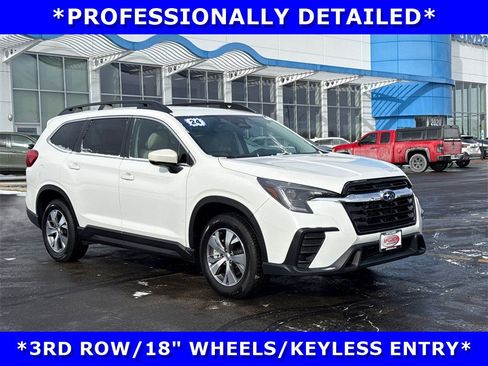 Used 2024 Subaru Ascent Premium w/ Convenience Package image 3