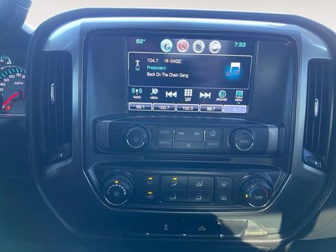 Used 2018 Chevrolet Silverado 1500 LT image 19