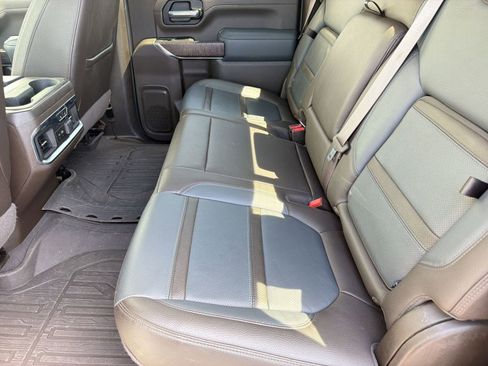 Used 2023 GMC Sierra 2500 Denali w/ Denali Ultimate Package AWD/4WD image 27