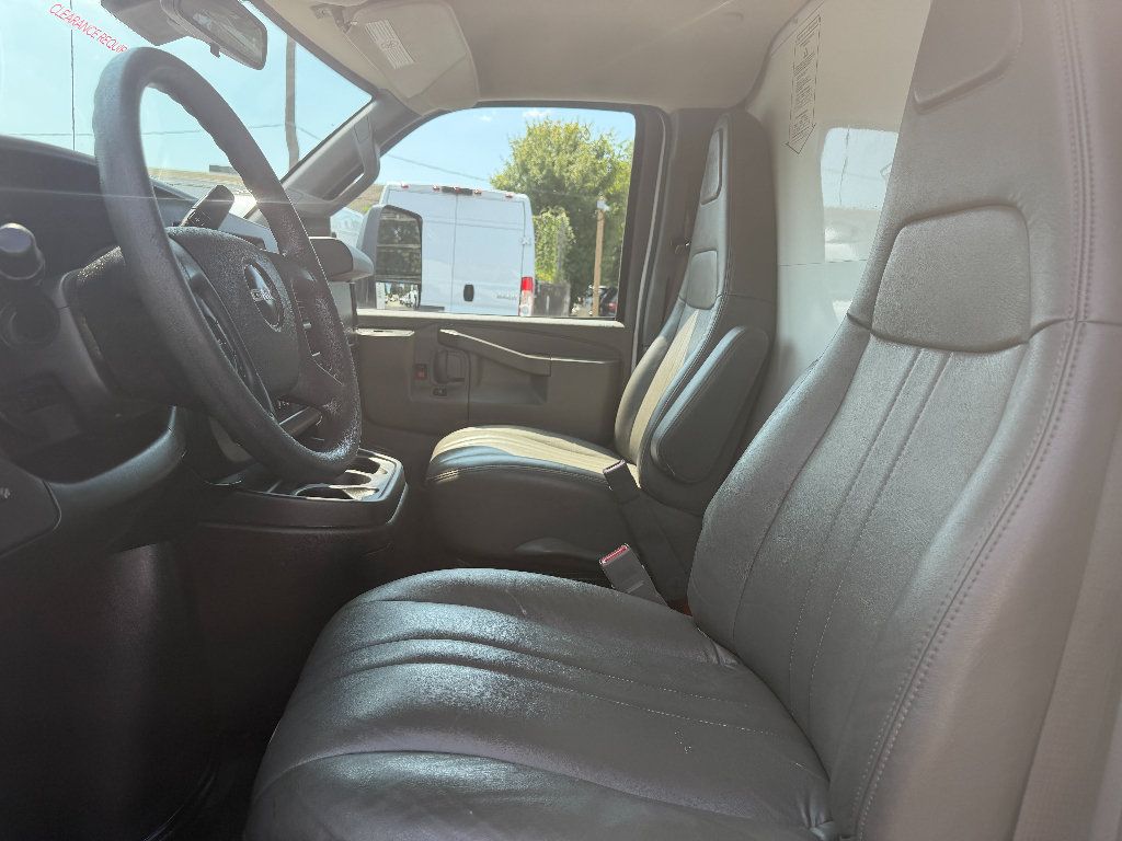Used 2021 GMC Savana 3500 Extended w/ Power Convenience Package RWD image 10