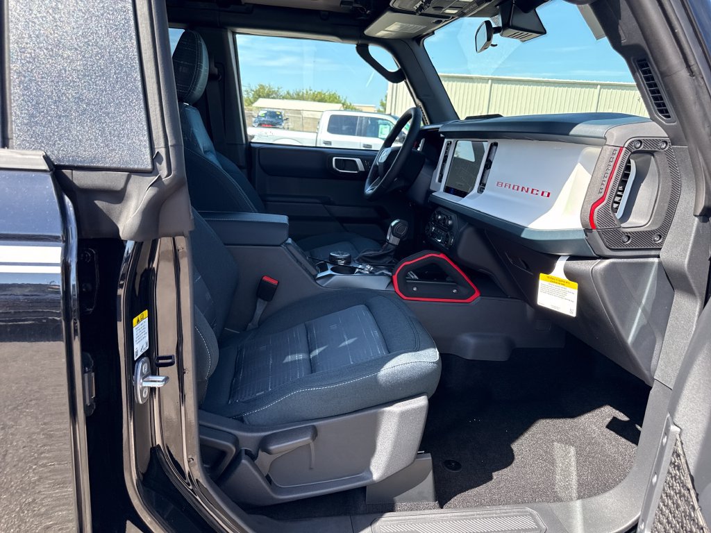 New 2026 Ford Bronco Heritage Edition AWD/4WD image 21