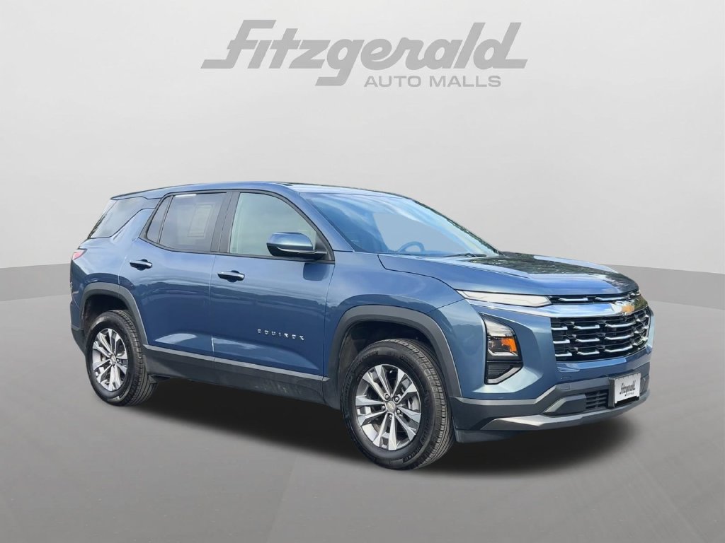Used 2026 Chevrolet Equinox LT AWD/4WD image 2