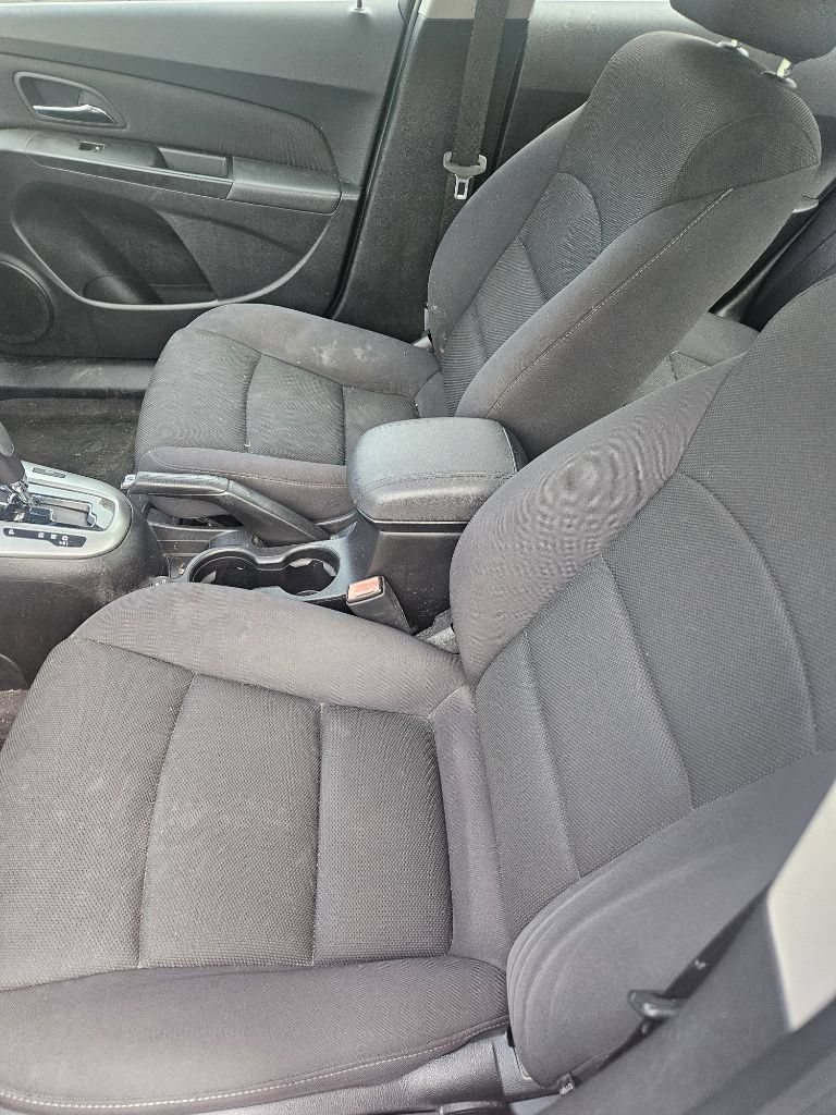 Used 2012 Chevrolet Cruze Eco FWD image 3