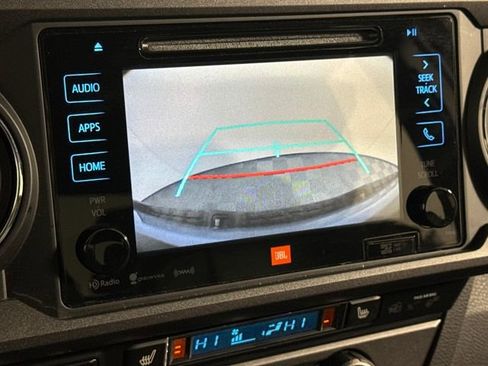 Used 2019 Toyota Tacoma TRD Sport image 29