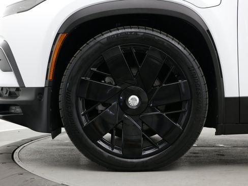Used 2023 Fisker Ocean Sport FWD image 8