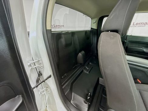Used 2020 Chevrolet Colorado LT w/ Safety Package RWD image 25