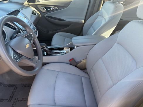 Used 2025 Chevrolet Malibu LT image 14