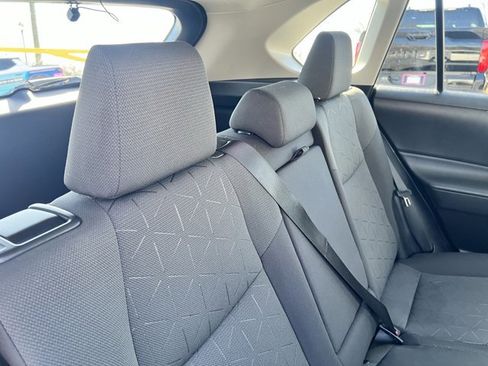 Used 2021 Toyota RAV4 XLE image 21