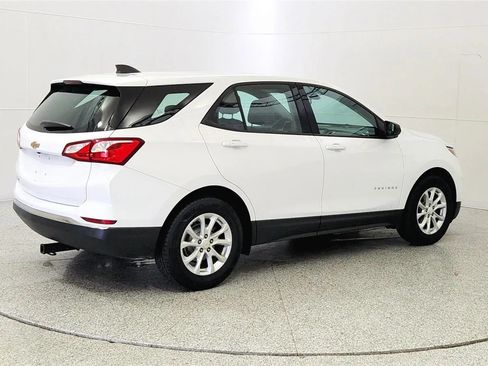 Used 2018 Chevrolet Equinox LS FWD image 7