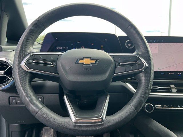 Used 2025 Chevrolet Equinox EV LT FWD image 13