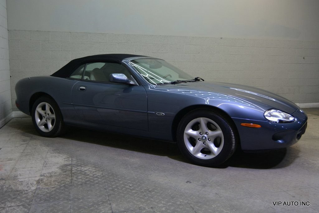 Used 2000 Jaguar XK8 Convertible RWD image 5