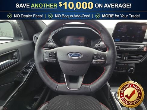 Used 2025 Ford Escape ST-Line image 18