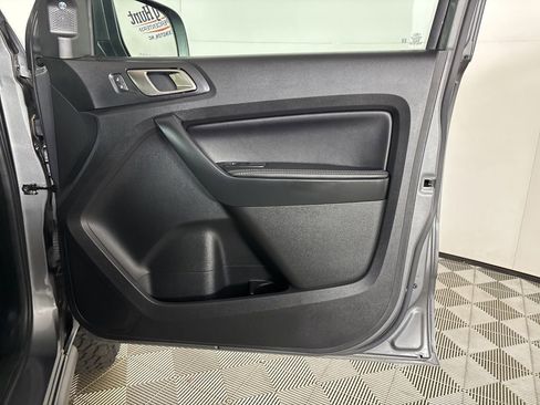 Used 2021 Ford Ranger Lariat w/ Tremor Off-Road Package image 27