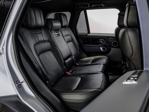 Used 2018 Land Rover Range Rover Supercharged image 33