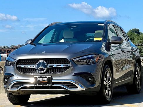Used 2026 Mercedes-Benz GLA 250 4MATIC image 4