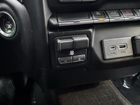 Used 2019 Chevrolet Silverado 1500 LT w/ All-Star Edition image 17