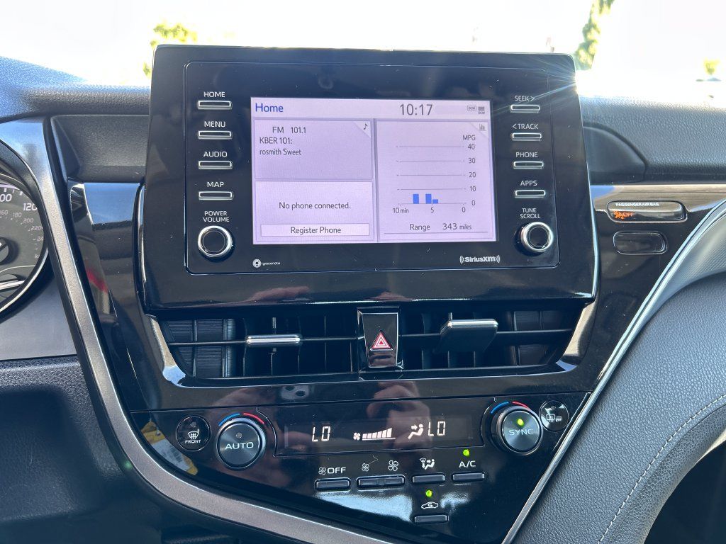 Certified 2024 Toyota Camry SE FWD image 21