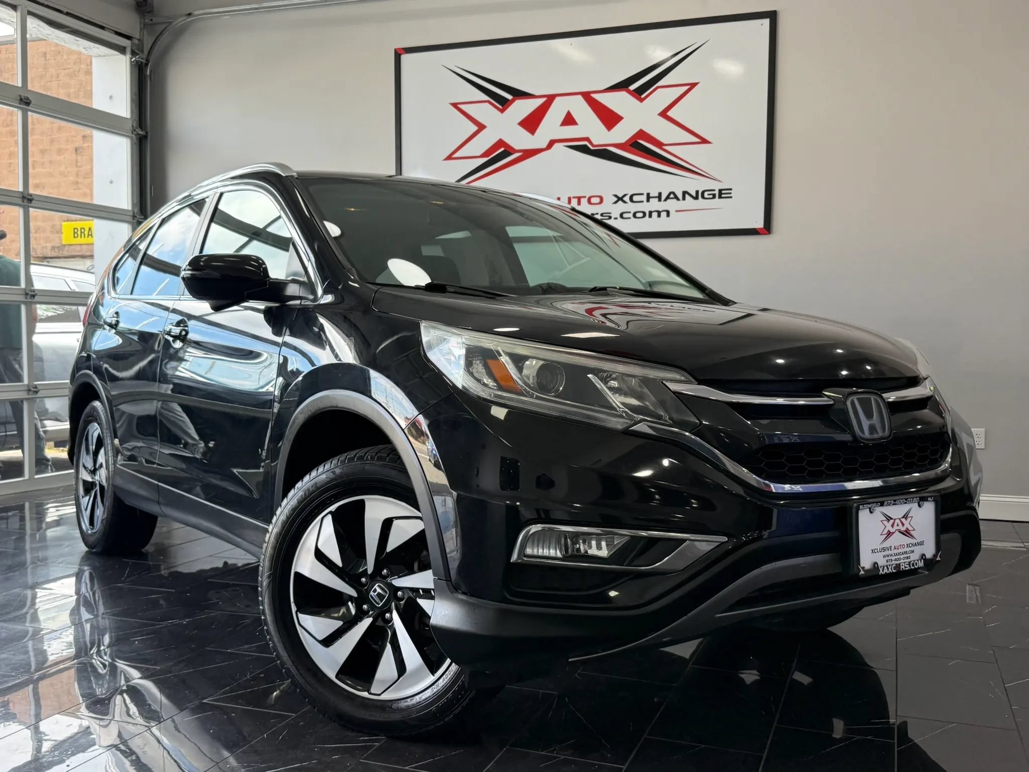 Used 2015 Honda CR-V Touring image 1