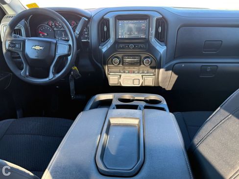 Used 2021 Chevrolet Silverado 1500 Custom image 13