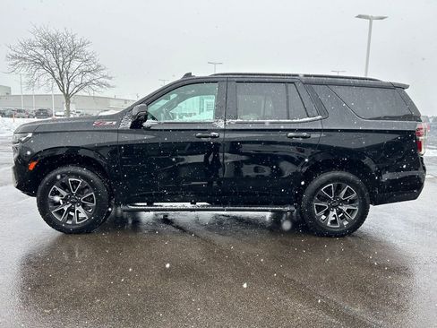 Used 2021 Chevrolet Tahoe Z71 w/ Z71 Signature Package image 4
