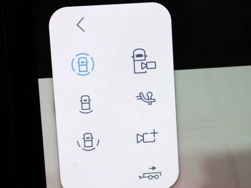 Used 2025 Ford F450 Platinum w/ Platinum Plus Package image 28