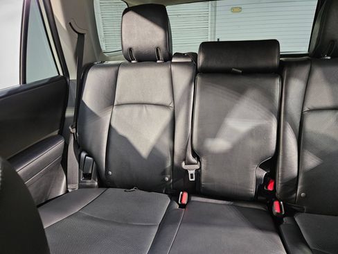 Used 2021 Toyota 4Runner Limited RWD image 12