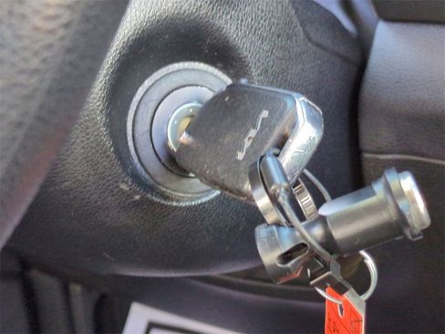 Certified 2023 Kia Soul LX w/ LX Technology Package image 16